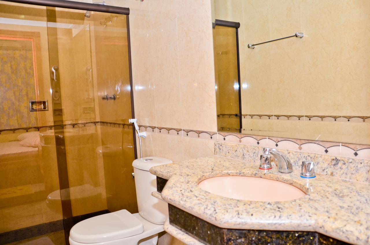 Capri Hotel Duque de Caxias Dış mekan fotoğraf