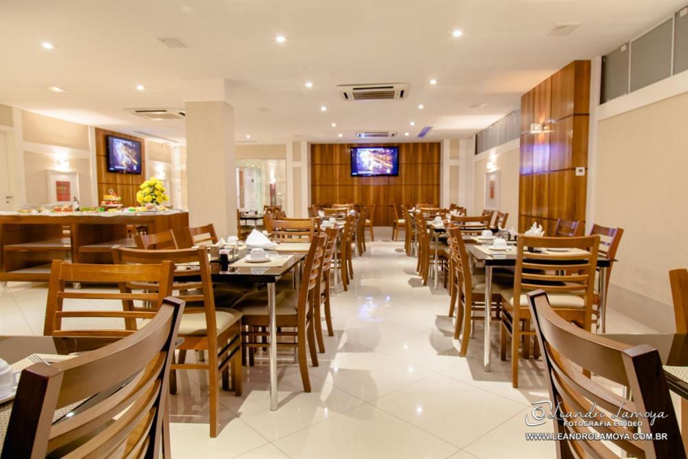 Capri Hotel Duque de Caxias Dış mekan fotoğraf